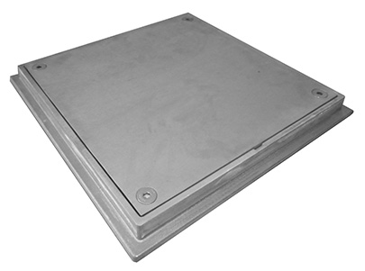 Aluminium manhole cover with watertight seal